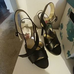 Michael kors oksana platform heel